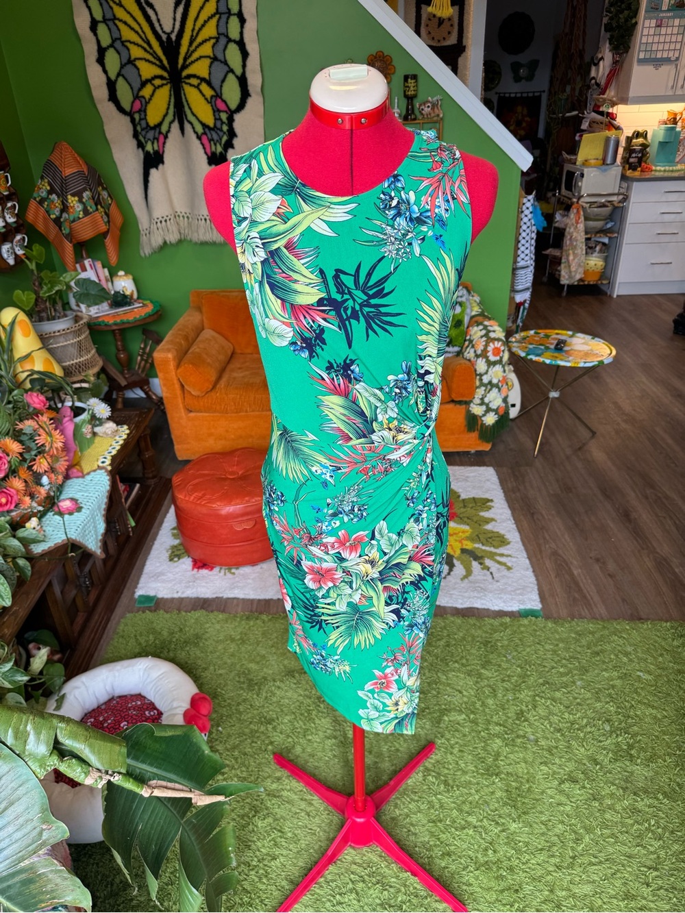 Vintage Tropical Green Floral Sheath Dress